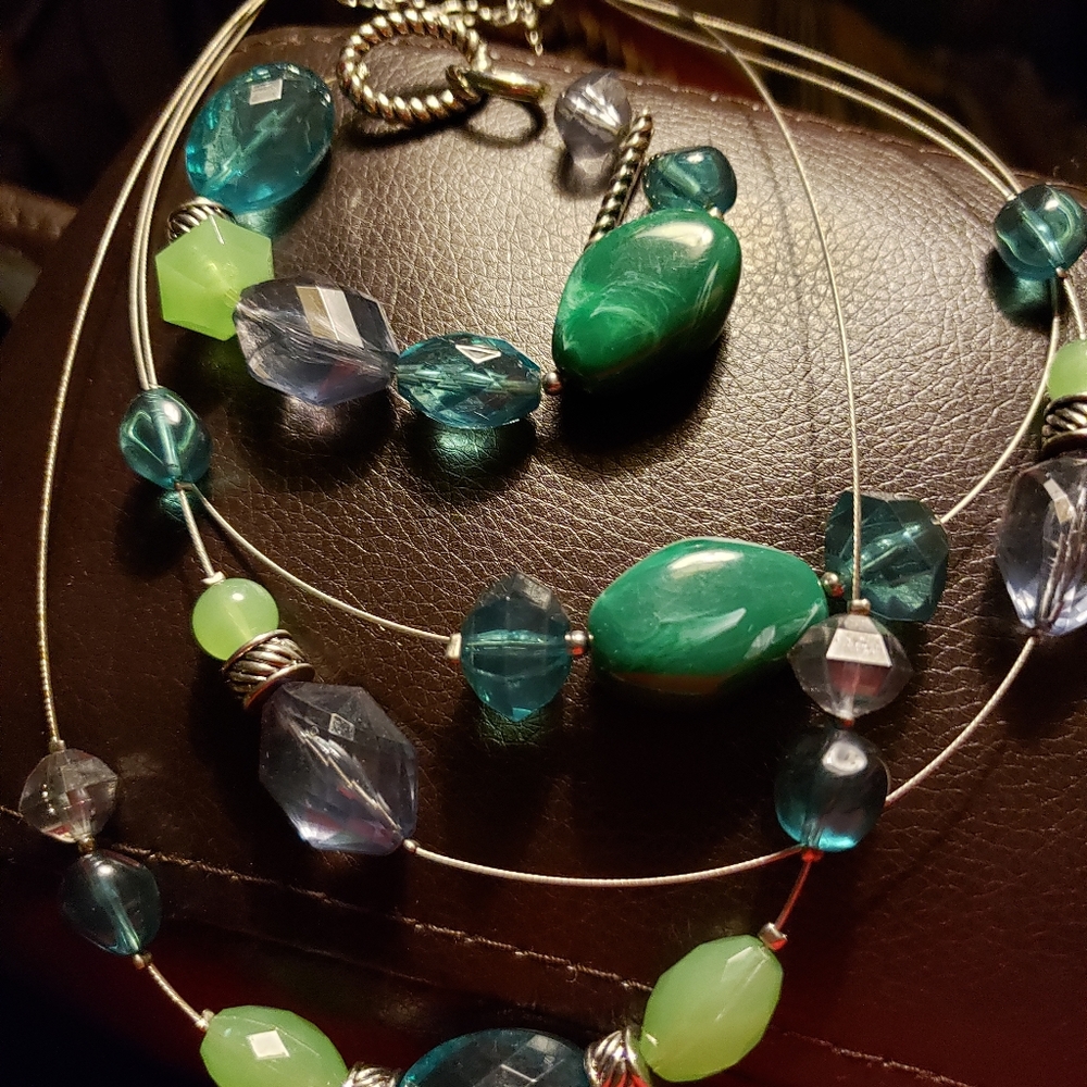 Necklace w/ Bracelet